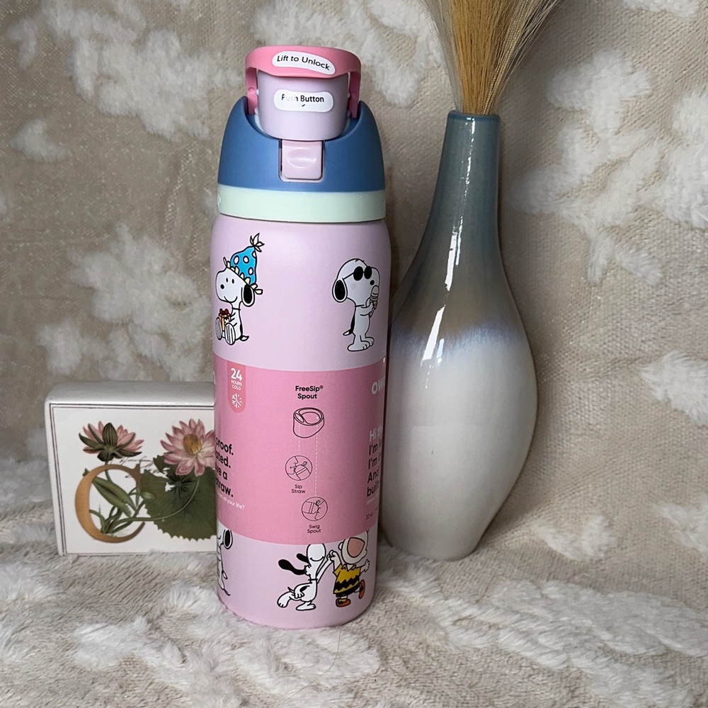Owalo Snoopy Pink & Blue Insulated Water Bottle